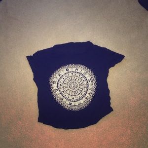 Detailed black shirt